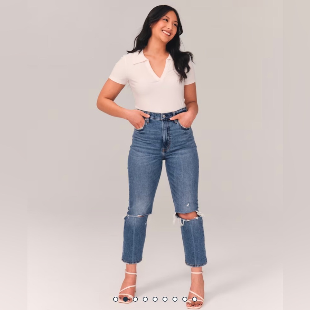 Abercrombie (EUC) All Day Comfort - Ultra High Rise Ankle Straight Jeans